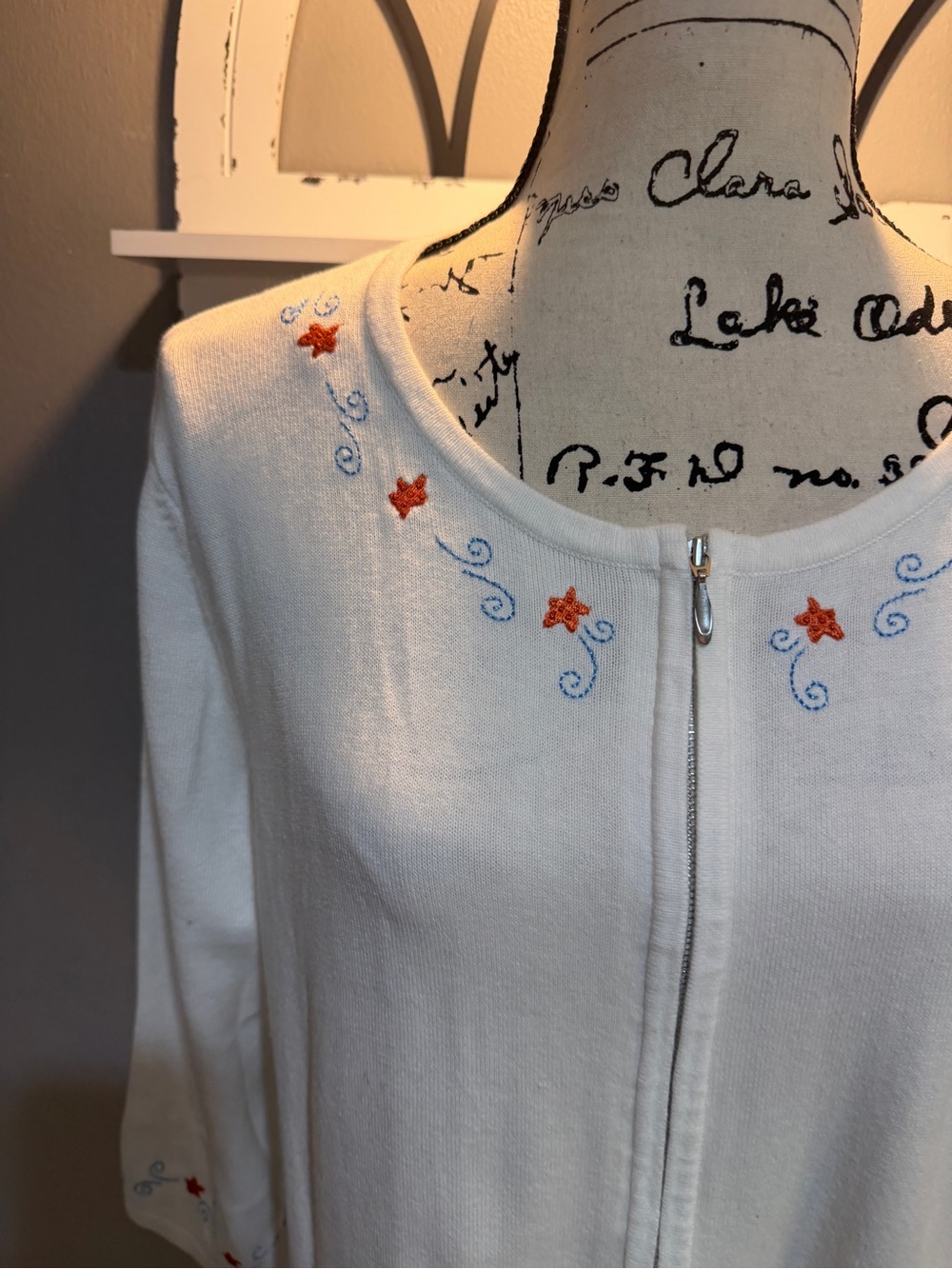 CHRISTOPHER & BANKS ZIP FRONT LADIES CARDIGAN SZ L - Picture 2 of 8